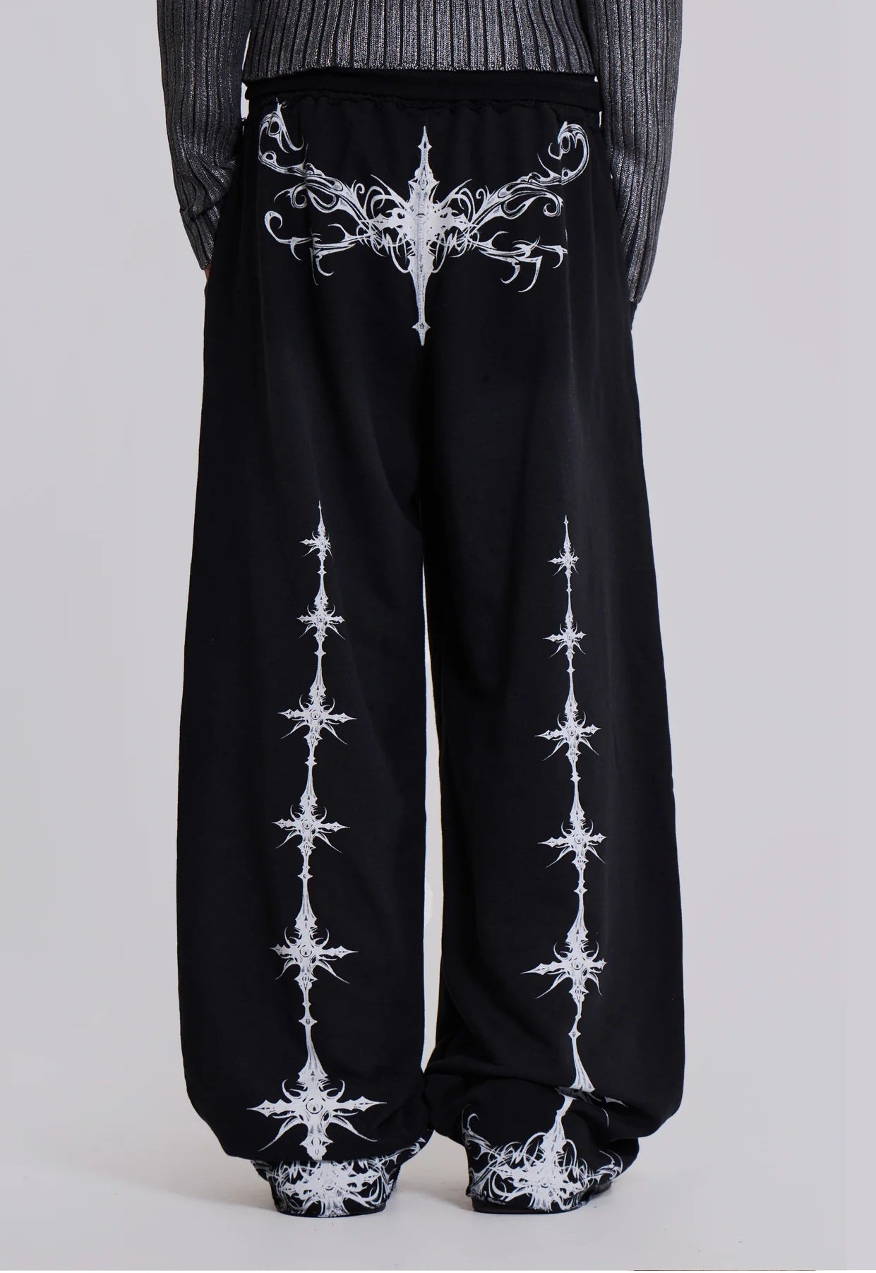 Cross Distressed Sweat Pants - Black