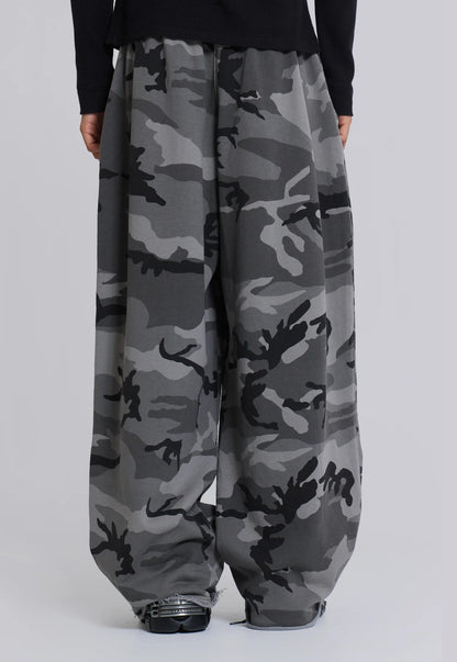 Baggy Sweat Pants - Camo