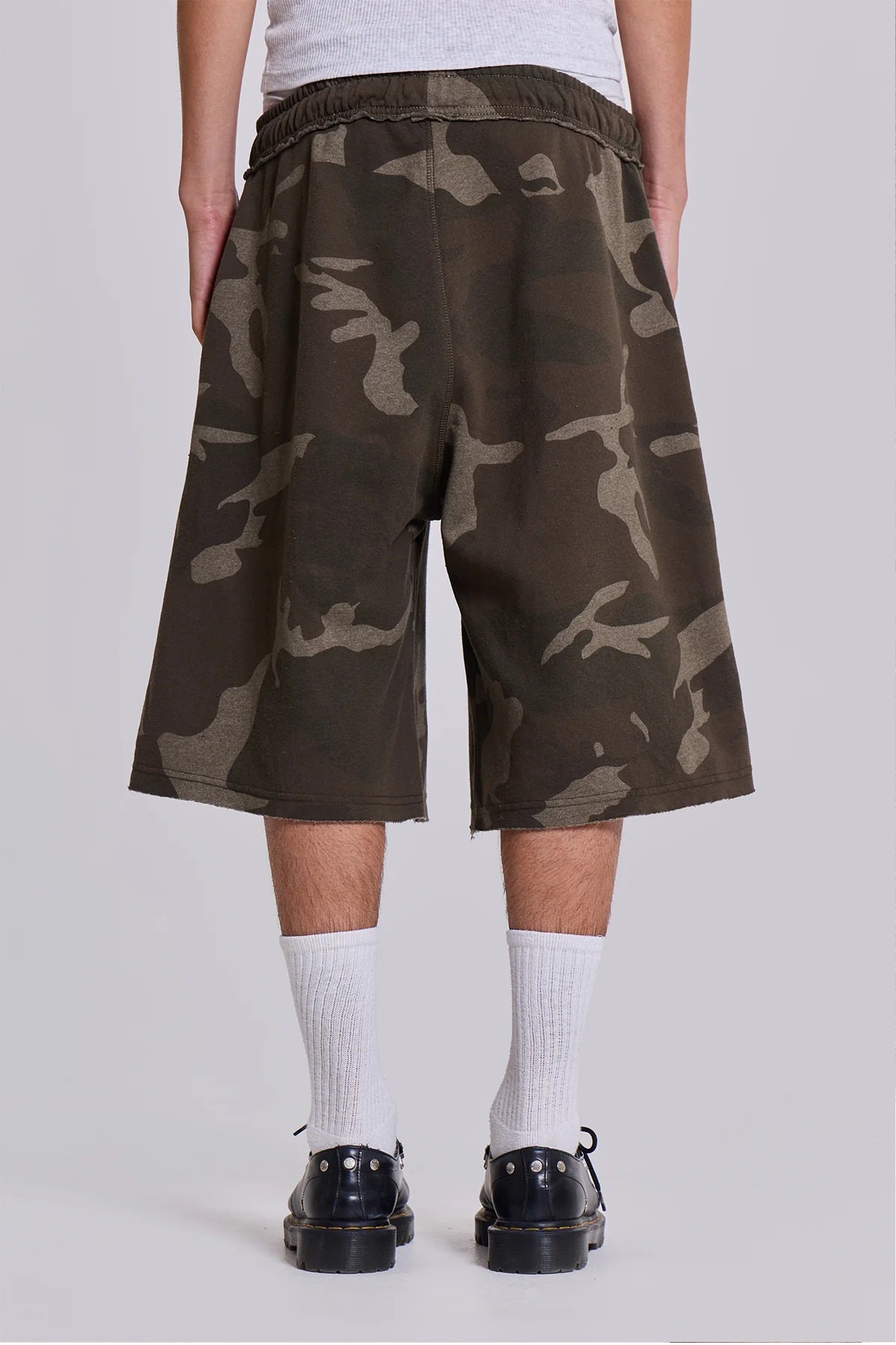 Baggy Sweat Shorts - Camo